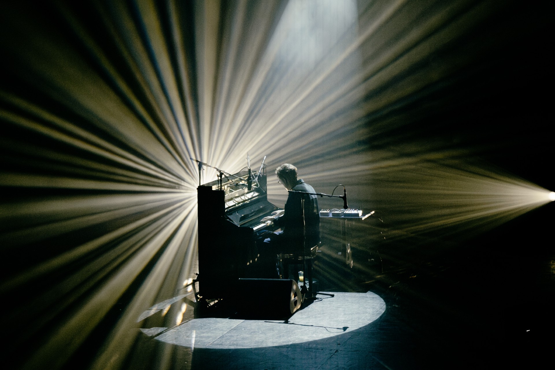 Elijah Fox en concert au Rocher de Palmer le Sam 31 oct